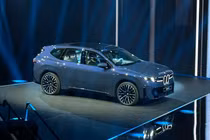 Cận cảnh BMW iX3 2026 gần 1,6 tỷ đồng, lăn bánh hơn 600 km/sạc