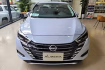 Nissan Almera V giảm tới 80 triệu "đấu" Toyota Vios và Honda City