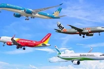 Nghỉ Tết Dương lịch 4 ngày, giá vé máy bay tăng vọt