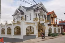 Biệt thự của "ông trùm" cầm đầu nhóm lừa đảo xuyên quốc gia