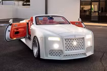 Rolls-Royce Dawn bản độ cực dị, giới hạn 25 chiếc cho đại gia Dubai