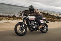 Triumph Tracker 400 2026 phong cách flat-track, giá 202 triệu đồng 