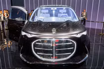 Mercedes-Benz chốt lịch ra mắt minivan VLE, nội thất siêu sang chảnh