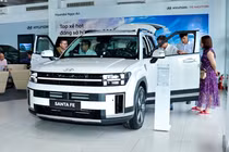 Hyundai SantaFe VIN 2024 đang giảm tới 240 triệu đồng