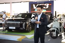 VinFast "chơi lớn" tại Vietnam Mobility Show 2025 ở Hà Nội