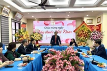 Chủ tịch VUSTA Phan Xuân Dũng chúc mừng Ngày Thầy thuốc Việt Nam