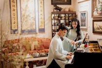 Bạn gái cầu thủ Vũ Văn Thanh khi bị "giục cưới" phản ứng ra sao?