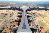 Bên trong nhà ga hình bông sen của sân bay Long Thành sắp hoàn thiện