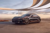 Porsche Panamera Turbo độc nhất cho đại gia mê rượu sâm panh và xì gà