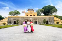 Gợi ý loạt địa điểm chụp ảnh áo dài cho các 'nàng thơ' dịp Tết 2026