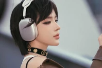 "Nàng thơ" Lyly "cua gắt" với giao diện bụi bặm, cá tính trong MV mới