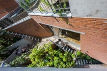 Báo Mỹ ca tụng nhà phố xanh từ ngoài vào trong giữa đô thị TP HCM 