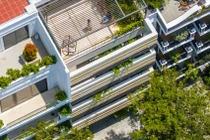 Nhà phố xanh mướt đẹp mê mẩn giữa rừng bê tông