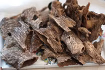 Loại gỗ gần 2,6 tỷ đồng/kg, nhà giàu đổ xô săn lùng 