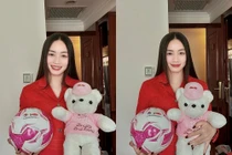 “Hot girl bóng đá” Hoàng Loan rạng rỡ trước lên đường đấu SEA Games 33