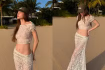 Hồ Ngọc Hà khoe body “ngọc cốt băng cơ”, thần thái đỉnh cao