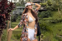 'Hot girl pickleball' Nàng Kim khoe dáng nóng bỏng