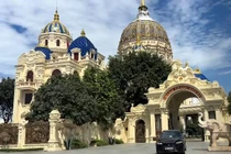 Lâu đài lớn nhất Đông Nam Á của đại gia xi măng Ninh Bình