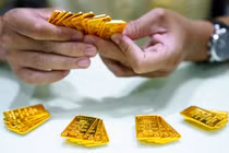 Giá vàng hôm nay 19/6: Vàng thế giới giảm nhẹ?