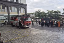 Cháy căn hộ chung cư ở TP HCM, nhiều cư dân hoảng hốt tháo chạy