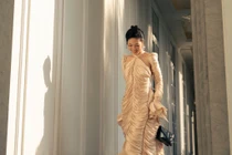 Trâm Anh của 'Tử chiến trên không' diện đồ chuẩn phong cách quý cô nước Pháp