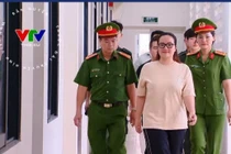 Vì sao Hoàng Hường được gọi là 'thánh scandal' trên mạng xã hội?