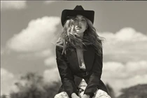 Nhan sắc tựa thiên thần của con gái tỷ phú công nghệ Steve Jobs