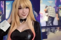 Nữ streamer triệu fan bất ngờ bị sàm sỡ tại sự kiện