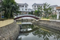 Cận cảnh 'kênh khu nhà giàu' ở Quảng Ninh ô nhiễm nặng