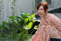 Min diện áo dài khoe sắc ngọt ngào trong ngày đầu năm mới