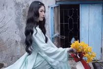 “Hot girl Karate” Trang Cẩm Lành dịu dàng trong tà áo dài