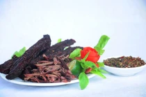 Mẹo mua thịt trâu gác bếp Tây Bắc chuẩn, tránh hàng giả