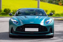 Tận thấy Aston Martin DB12 mới chạy 600km, bán lỗ 9 tỷ đồng