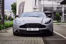 Aston Martin DB11 V8 "suýt" 10 tỷ về nhà đại gia Hà Nội 