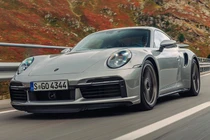 Porsche 911 Turbo 50 Years đặc biệt cập cảng Việt Nam