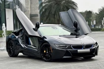BMW i8 chỉ với 2 tỷ đồng, món hời hay sự lo lắng về pin?