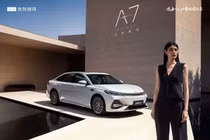 Geely Galaxy A7 EM-i chạy tới 2.100km chỉ 363 triệu mở bán