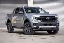 Ford Ranger Wildtrak V6 sắp ra mắt Đông Nam Á, có về Việt Nam?