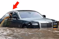 Cách "sơ cứu" ôtô ngập nước đúng cách, hạn chế thiệt hại do mưa bão