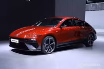 Hyundai Ioniq 6 từ 956 triệu đồng - chống say xe, chạy 562km/sạc