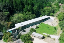 Biệt thự bê tông mát rượi quanh năm không cần điều hòa 