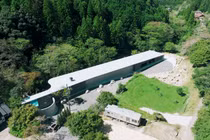 Biệt thự bê tông mát rượi quanh năm không cần điều hòa 