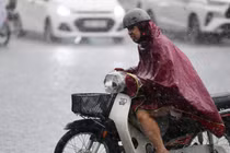 Thời tiết Hà Nội 3 ngày tới: Nắng nóng dịu dần, tiềm ẩn mưa giông cực đoan