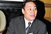 Đời bi kịch của tỷ phú cho 30 mỹ nhân "nương tựa"