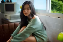 Nhan sắc như minh châu ngàn năm của Lê Hạ Anh