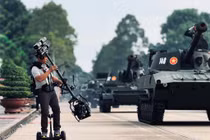 Đằng sau cú máy ấn tượng Quốc khánh của steadicam Lê Bảo Hân