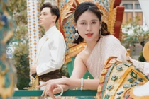 Việt Phương Thoa kỷ niệm 1 năm ngày cưới bằng bộ ảnh lãng mạn tại Thái Lan