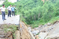 7.000 dân xã Trà Đốc vẫn đang bị cô lập do sạt lở