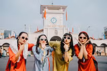 Giới trẻ hiện nay nhìn nhận Tết truyền thống ra sao?