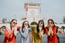 Giới trẻ hiện nay nhìn nhận Tết truyền thống ra sao?